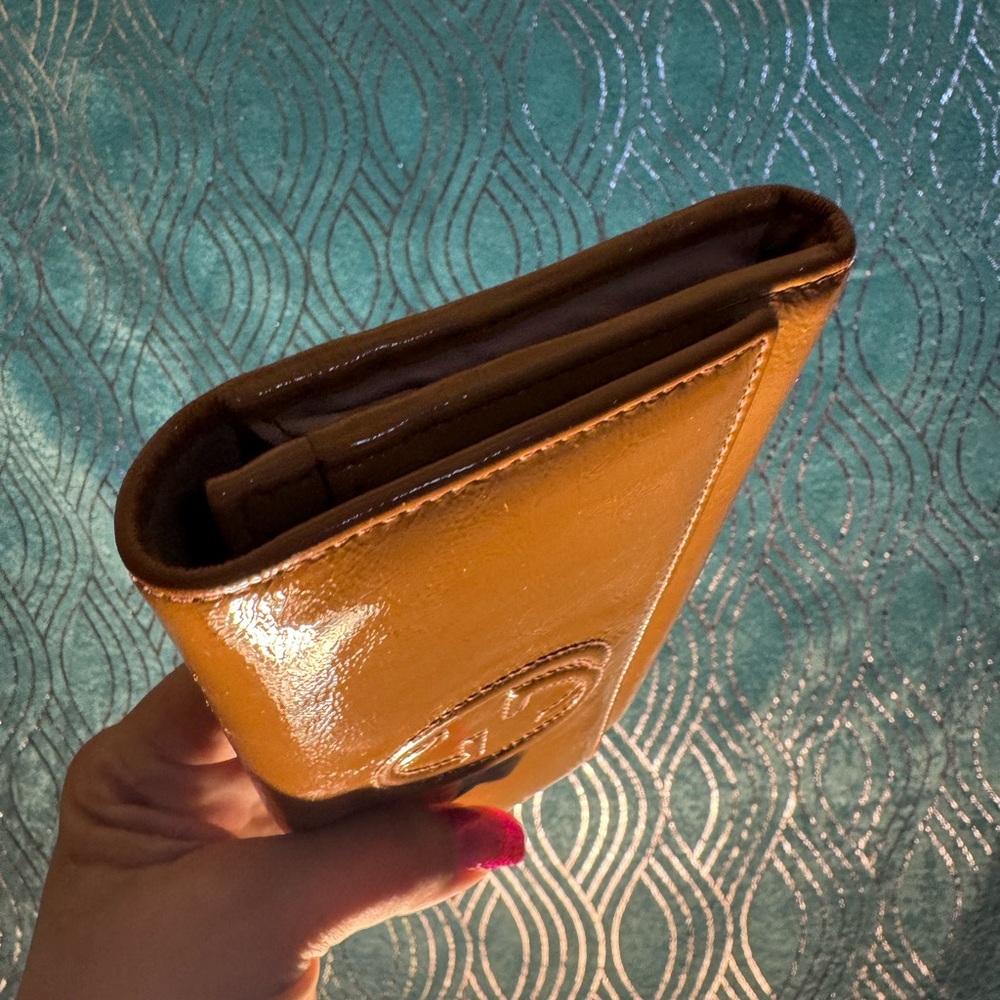 Gucci Soho patent leather wallet - Picture 7 of 13